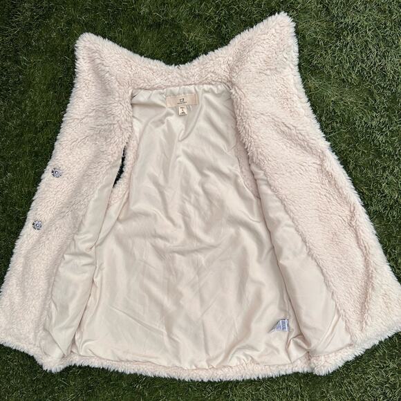 Thread & Supply Faux Fur Puff Vest Ivory Sherpa Sherling Snap Button Closure S - Picture 8 of 11